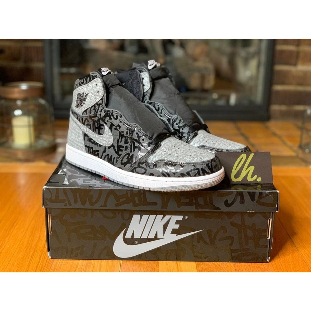 Sz 13 Air Jordan 1 Retro High "Rebellionaire" - Picture 4 of 6